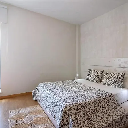 Country By Salgados * Pêra