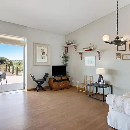 Country By Salgados Pêra