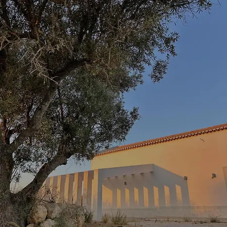 Country By Salgados Pêra